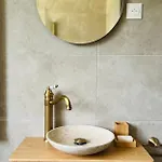 Maison Evasion Voyage Parking Et Jardin By Art De Voyager Vakantiehuis *