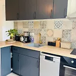 Vakantiehuis Maison Evasion Voyage Parking Et Jardin By Art De Voyager